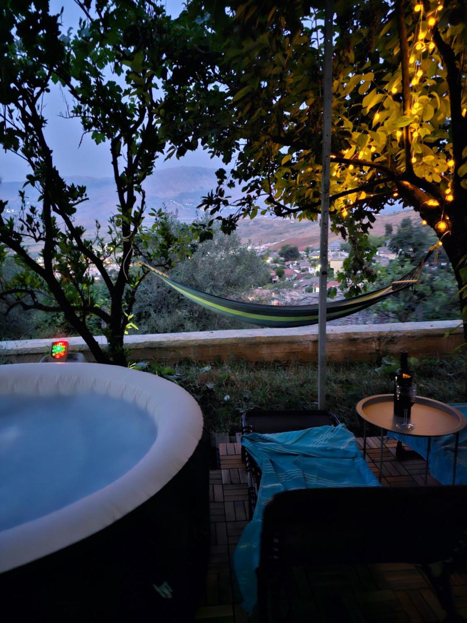 Lemon Garden Apartment-Hot Tub Jacuzzi Gjirokastër 외부 사진